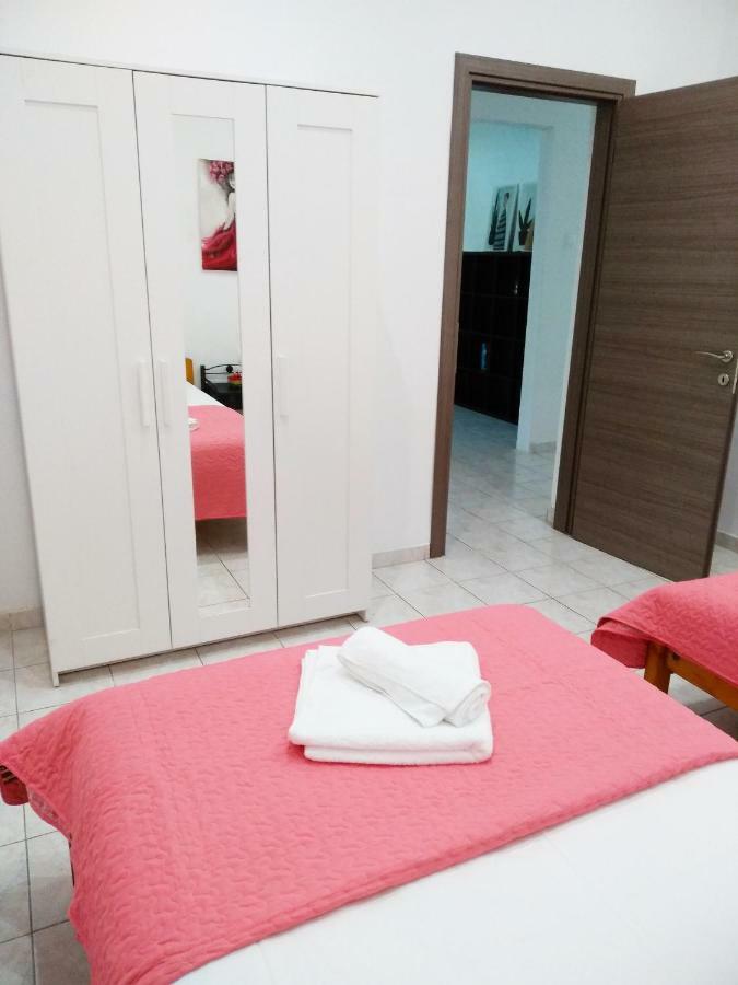 Pomegranate Apartment Ираклион Экстерьер фото